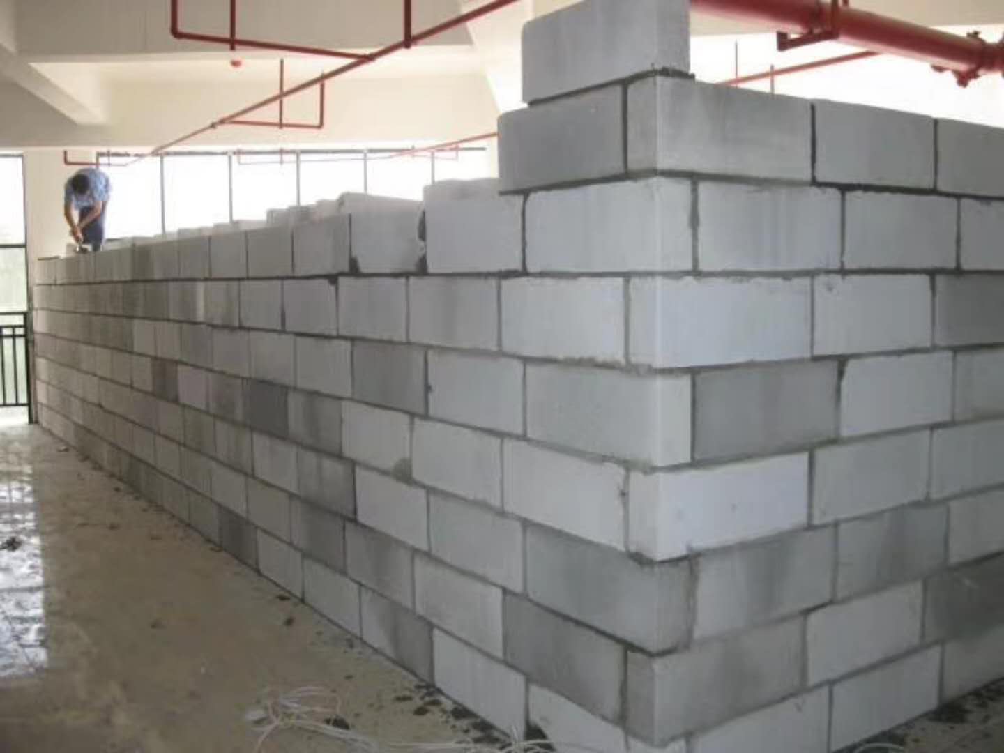 南丹蒸压加气混凝土砌块承重墙静力和抗震性能的研究